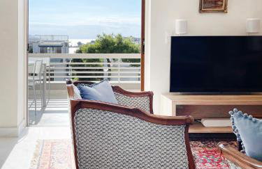 Blue Bay Vouliagmeni Luxury Apartment - Photo 18