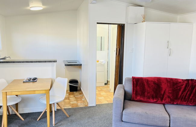 18th Avenue Thermal Motel - Photo 19