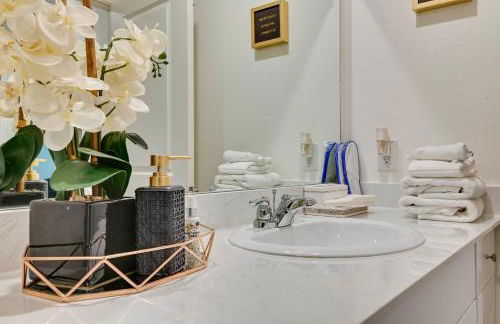 Group Haven in Princeton! WFH Ready and Ample Space - Photo 27