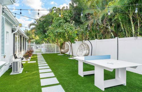 Family Oasis in Delray 4BR Private Pool - Photo 20