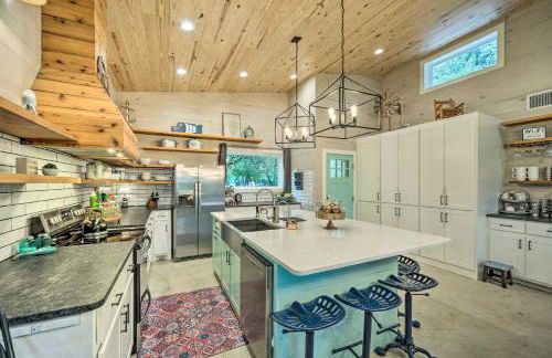 Stunning Blanco Home with Direct River Access! - Foto 10