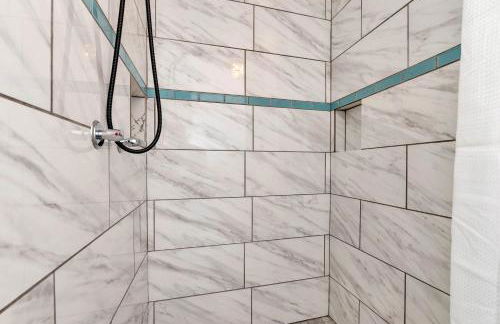 Spacious 5BR Family Retreat Near Mall of GA Sleeps 13 - Foto 21