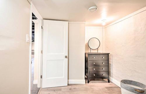 Home with Office and Yard 25 Mi to Downtown Chicago! - Foto 22