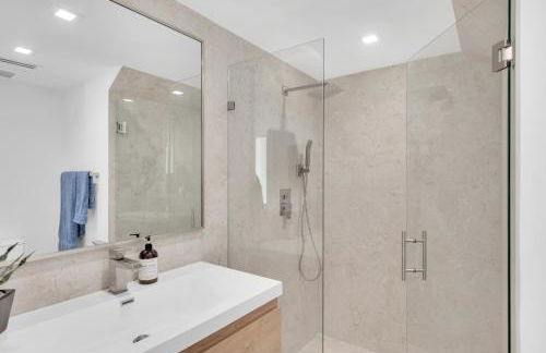 Villa in Coral Gables with Pool Jacuzzi Game Room - Foto 42