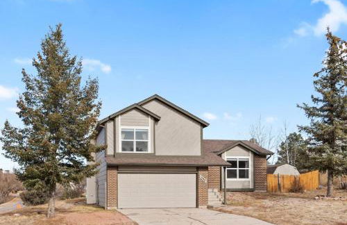 Beautiful Mountain Views Close to Hiking Trails - Foto 2