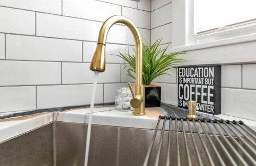 Sweet and Sunny Delight! Orange Crush on You Oasis! - Foto 26