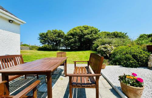 TIRNANT- 3 Bed - GROUND FLOOR ROOMS -DOG FRIENDLY - Photo 14