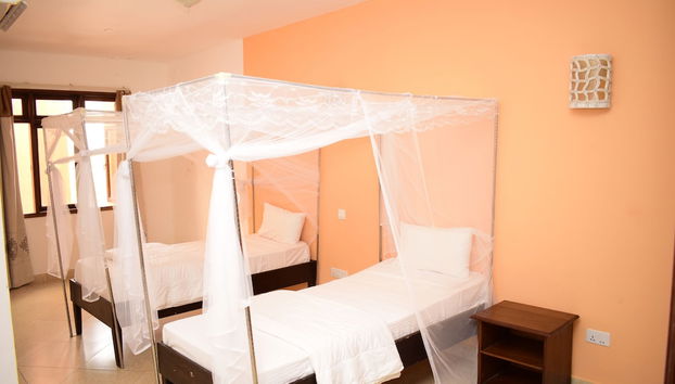 Sunrise View Beachfront Apartments - Foto 3, Habitación