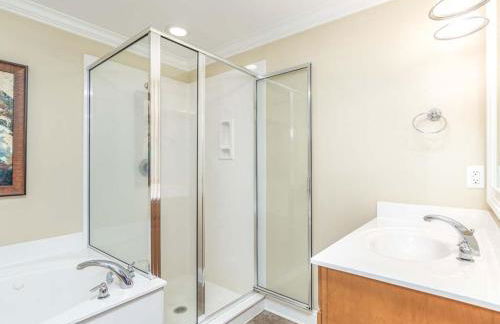 Brass Rail Villas by Tybee Vacation Rentals - Foto 16