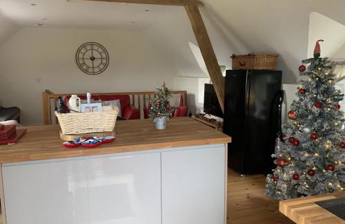 Coach House - Photo 11