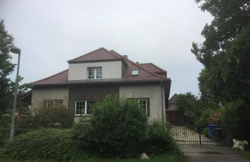 Biesdorf-verkehrsgünstig und ruhig - Foto 4