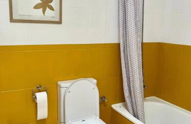 Cozy two-bedrooms apartment with big terrace and ocean view - Foto 16