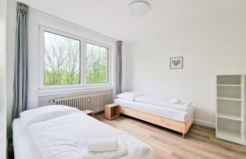 Tolstov Apartments - Monteurwohnungen - 3 Schlafzimmer - Küche - Balkon - Waschmaschine - 25 Min zur Messe DUS - Foto 10