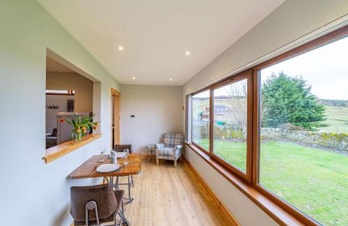 Roe Deer Lodge with Hot Tub - Foto 13