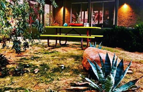 Joshua Tree Dream Weaver hot tub & National Park - Foto 15