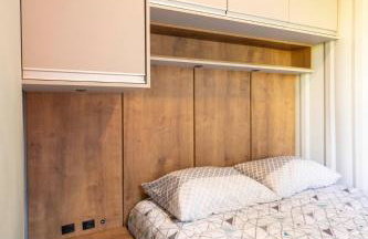 Studio 9 Ahú com Ar-Condicionado Wi-Fi próximo Museu do Olho e Ópera de Arame 1º and - Foto 9