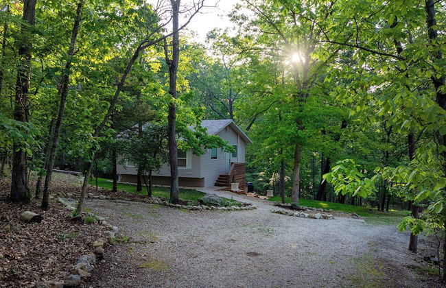 Treehouse LOZ Seclusion for 6! - Photo 34