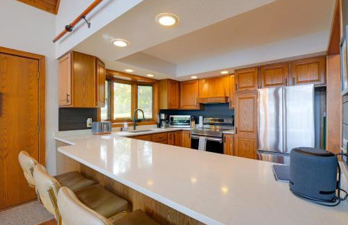 Rice Lake Cabin Retreat with Red Cedar Lake Access! - Foto 8