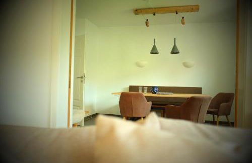 Flößer-Heimat - ruhige Lage inmitten der Natur - Foto 13