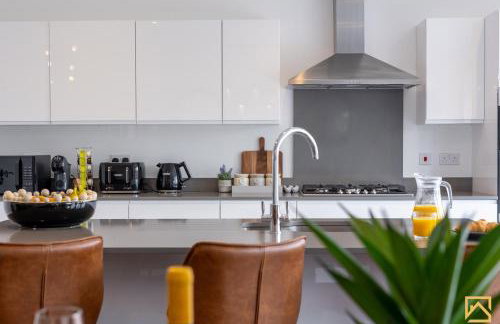 Outstanding 5 Bedroom Townhouse, Canal Views By Valore Property Services - Foto 46