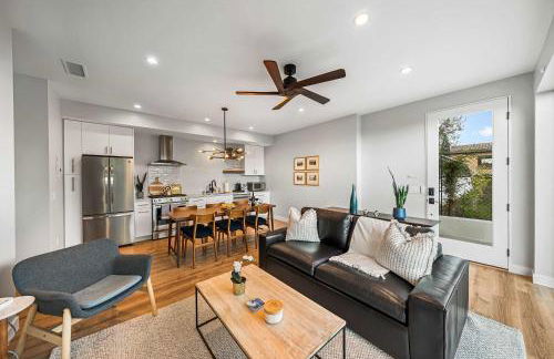 Del Mar Retreat - Laundry BBQ Firepit AC Patio - Photo 8