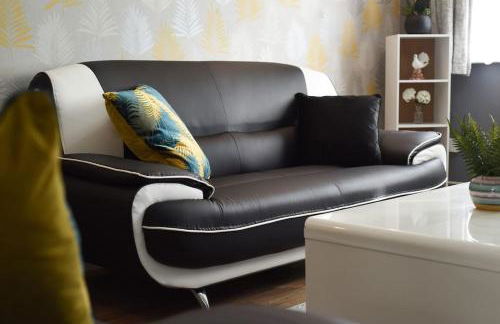 Spacious 4-Bed Family House - Foto 26