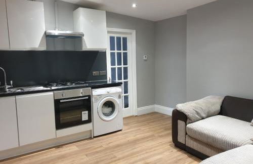 Lovely 1 bedroom flat High Barnet 3 mins away - Foto 5