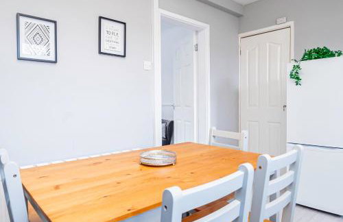 Private immaculate contractor and leisure stay with large driveway - Foto 7