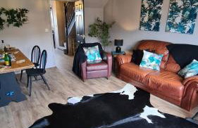 The Farrier's 3 bedroom comfy and cosy bolt hold close to Cannock town centre - Foto 14