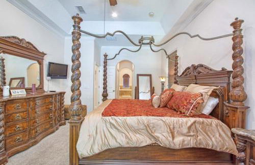 Private Oasis With Pool & Spa- 3400clr 4 Bedroom Home by RedAwning - Foto 43