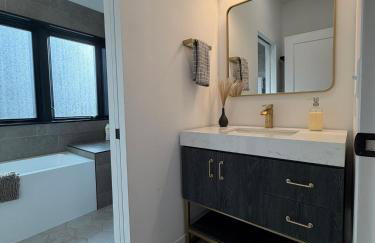 Contemporary Lakehouse in Lakeville - Foto 32