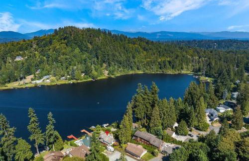 European White Castle on Lake Desire Private Dock - Foto 3