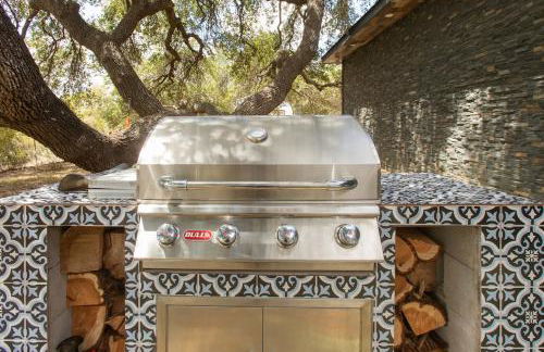 Four Bedroom Ranch Retreat with a Stunning Pool - Foto 33