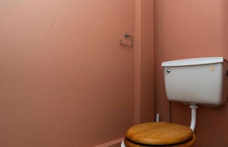 Homely Hornchurch - 5 Bed House - Foto 33