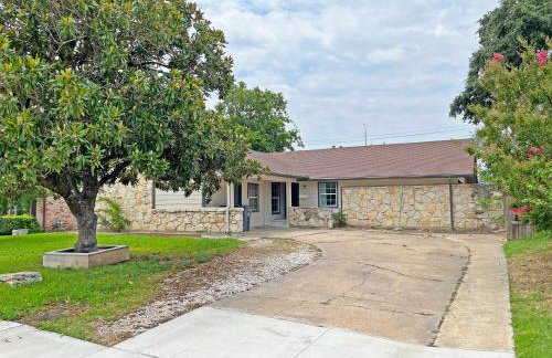 Charming House Central Dallas - Foto 23