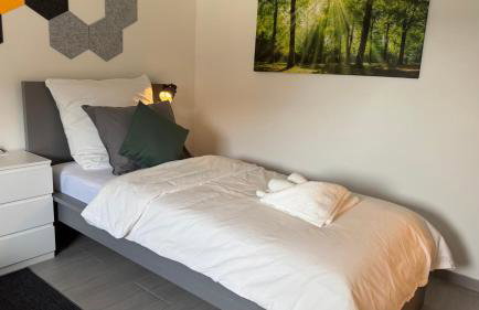 DUTTI'S HOME - Apartment A l 2 rooms l 4 Beds l TV l WIFI l Kitchen l Parking l Autobahn - Foto 4