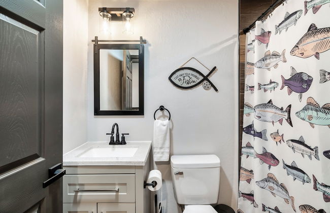 The Lodge at Lakeside - Photo 34