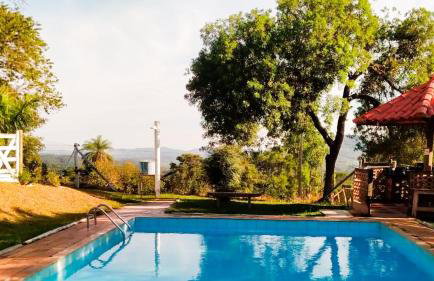 Chalé Confortável e Completo com piscina - Photo 16