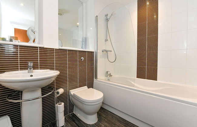 Just Stay Wales - Meridian Wharf - Photo 18