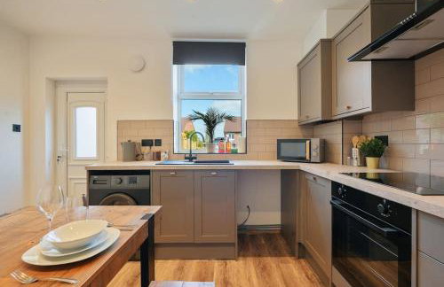 Beighton - 3 Bed Spacious Home with FREE Parking, Great for Groups & Families - Hosted by Stay Host Save - Foto 28