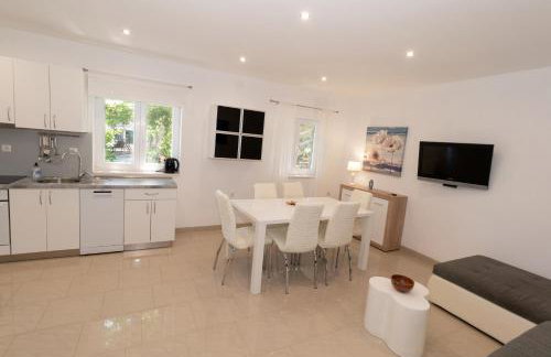 Apartments Srdanovic - Photo 74