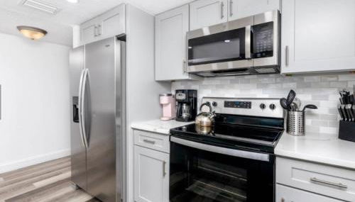 Beachfront 3-Bed I Location! Stunning Sunsets - Foto 4