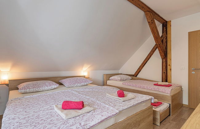 Holy Harmony Suite 2 - Foto 1