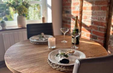 Pet Friendly, Border Cottage, Norfolk - Photo 5