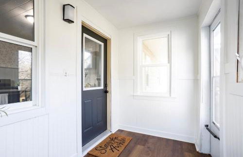 King Size Bed, Near Hwy, Work Desk, Close Parking - Foto 34