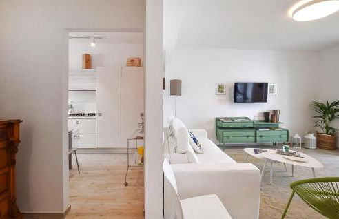 3 Bedroom Beautiful Home In Falerna - Foto 24