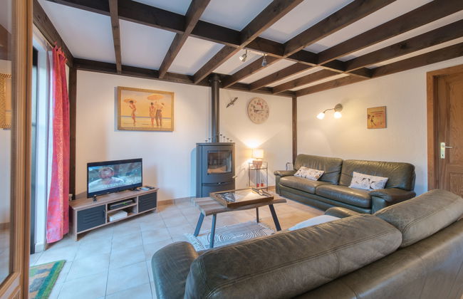 V32 with parking and shared pool - Photo 12