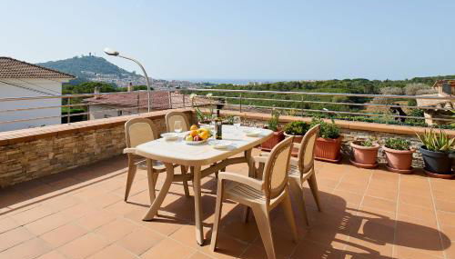 Marina in Blanes With 6 Bedrooms and 4 Bathrooms - Photo 5