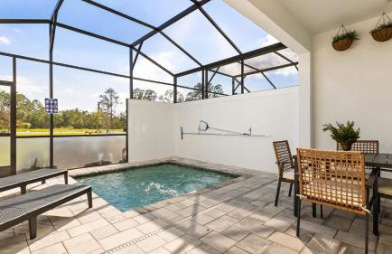 Stunning Townhome with Private Pool & Games Room - Foto 5