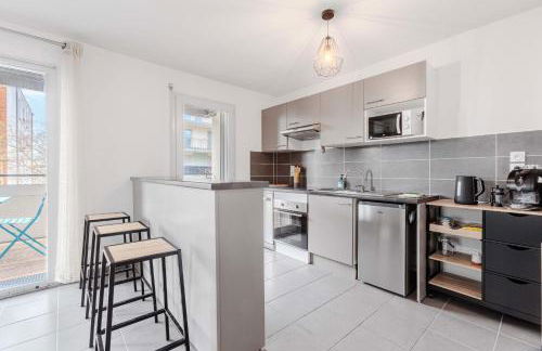 Quiet and bright apartment terrace and private P - Foto 2